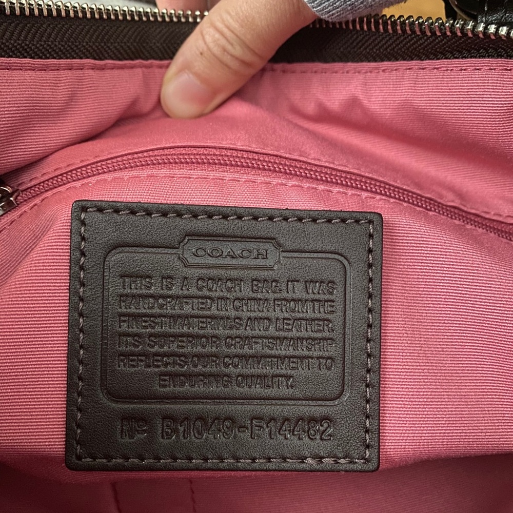 Coach Bag - Picture 6 of 6